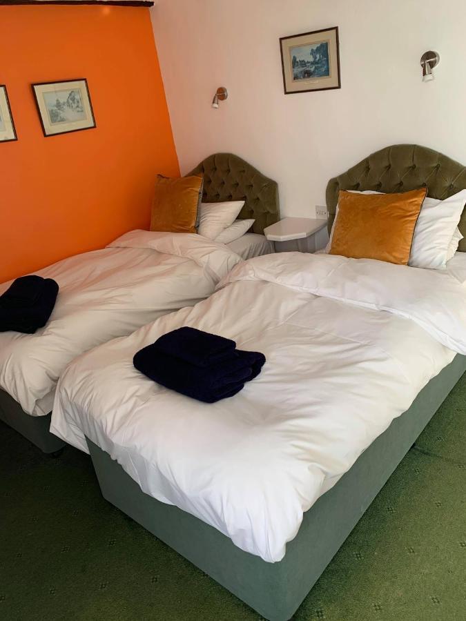 Ye Olde White Harte Hotel Burnham-on-Crouch Chambre photo
