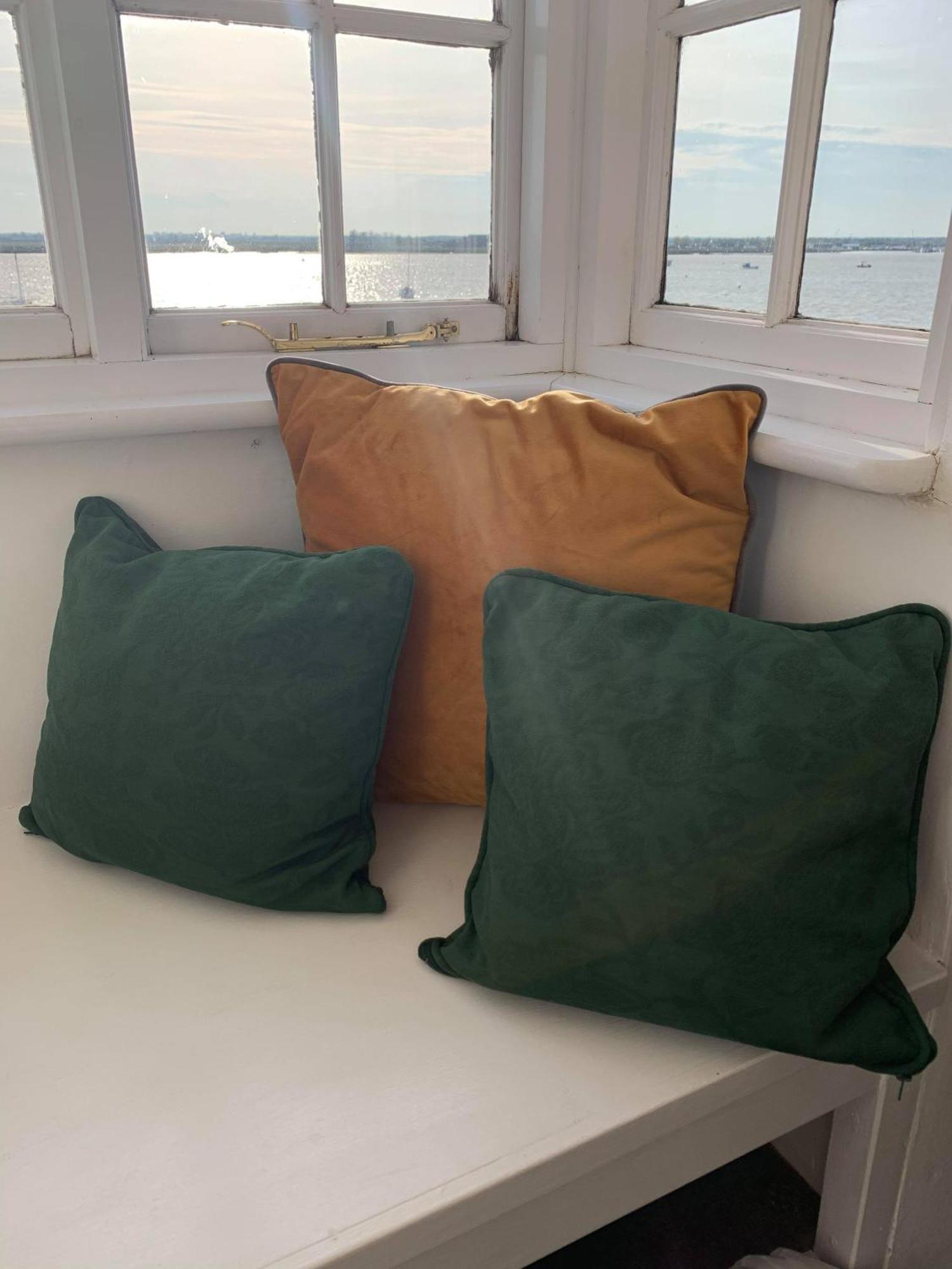 Ye Olde White Harte Hotel Burnham-on-Crouch Chambre photo