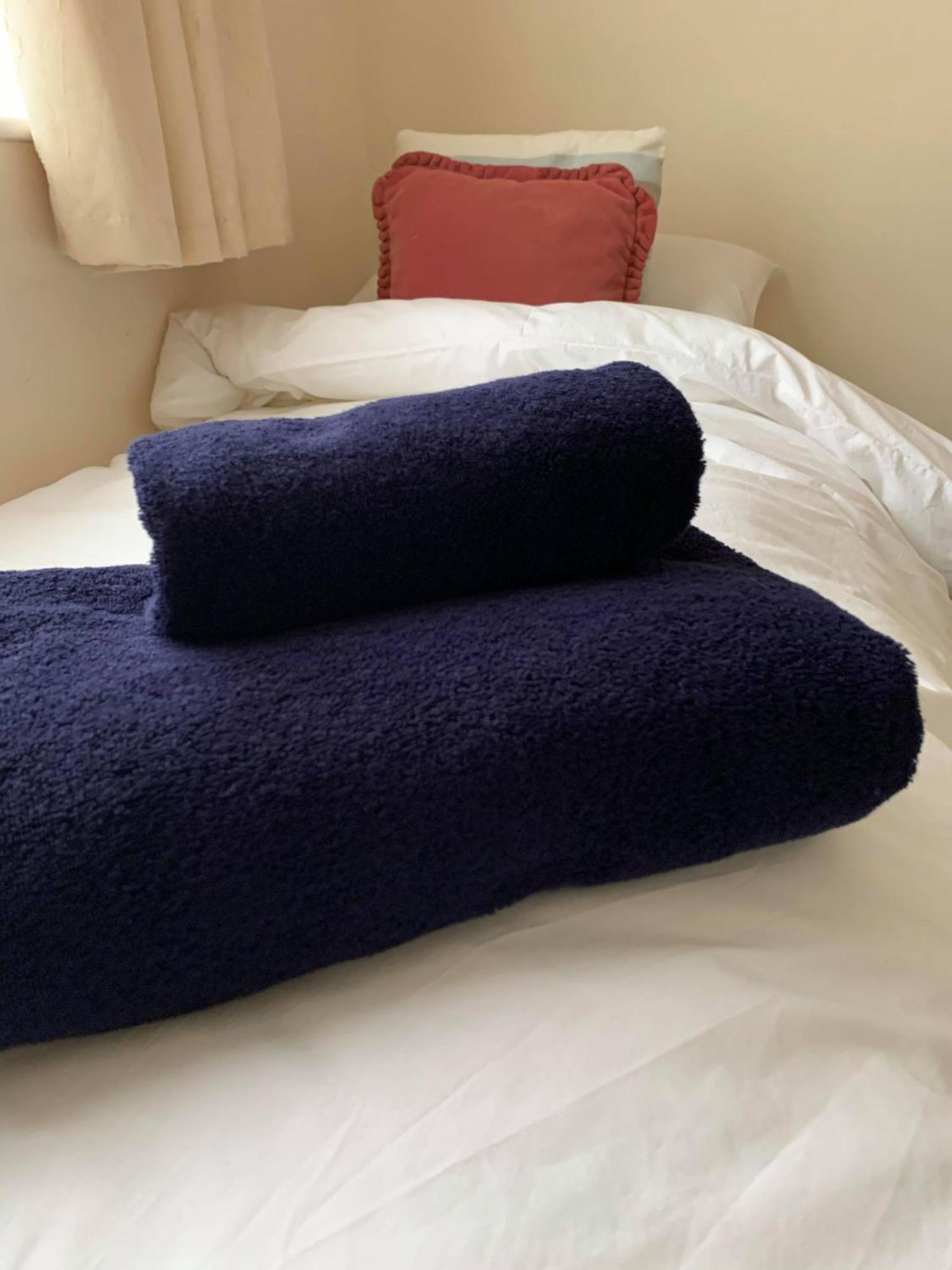 Ye Olde White Harte Hotel Burnham-on-Crouch Chambre photo