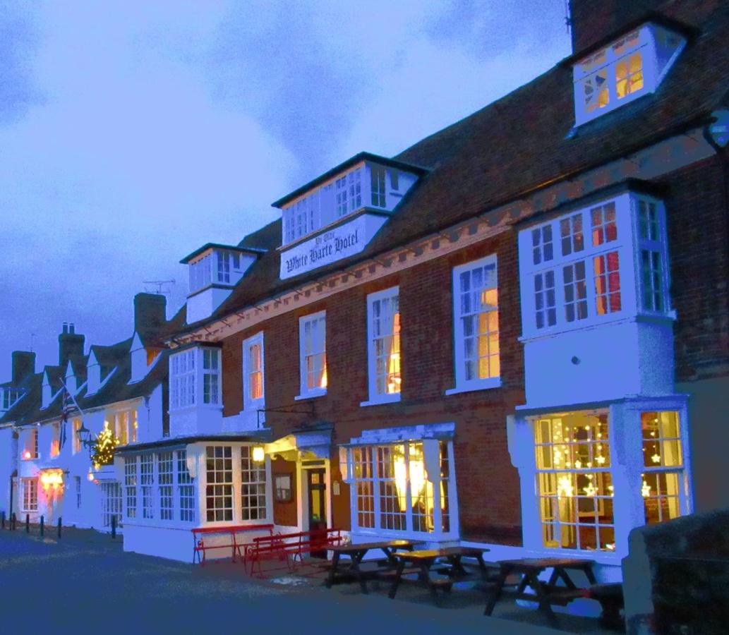 Ye Olde White Harte Hotel Burnham-on-Crouch Extérieur photo