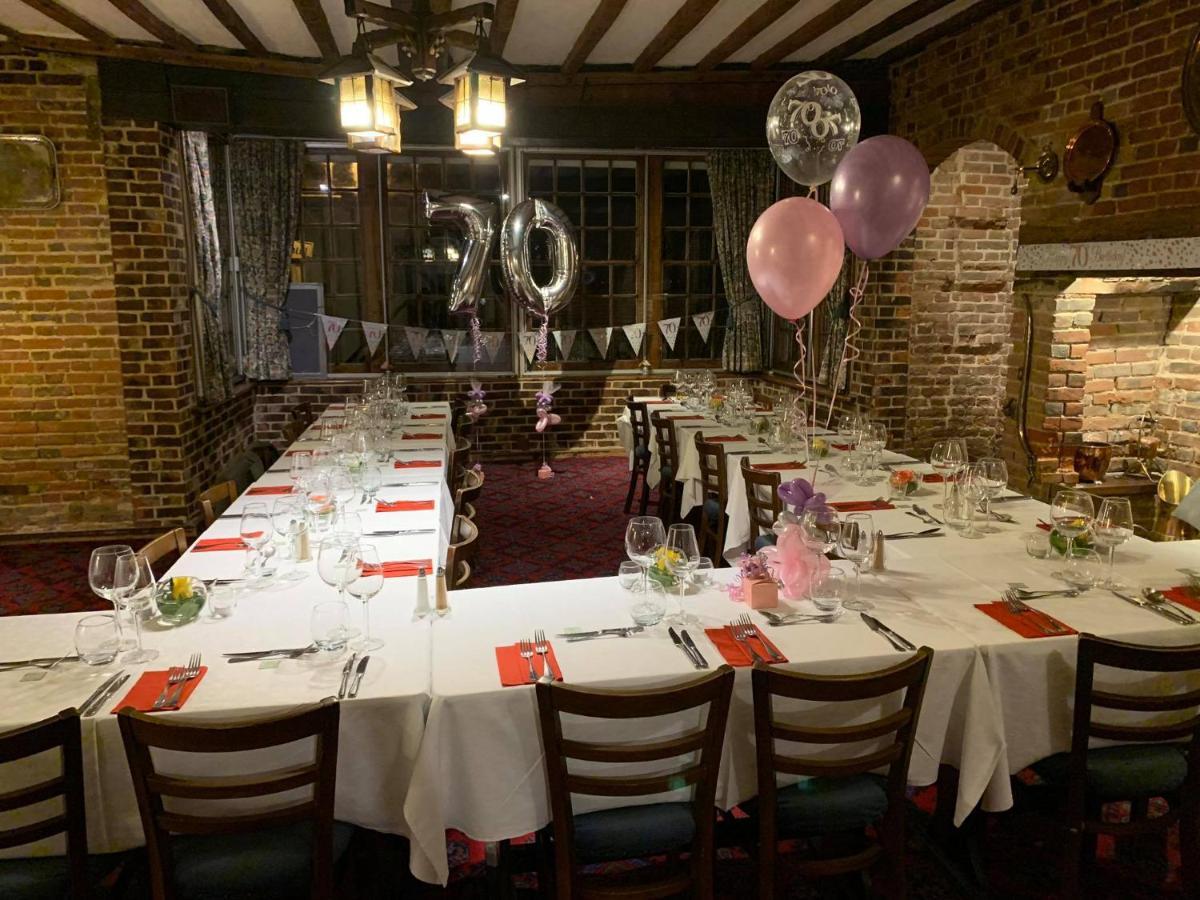 Ye Olde White Harte Hotel Burnham-on-Crouch Extérieur photo